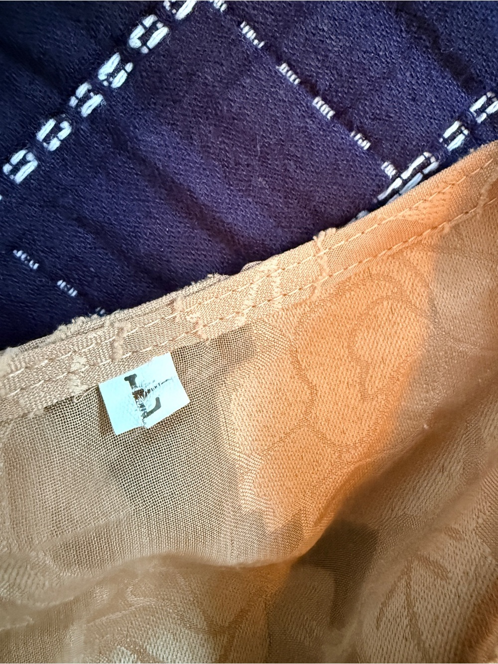 Tan boho floral style Blouse - Picture 3 of 3